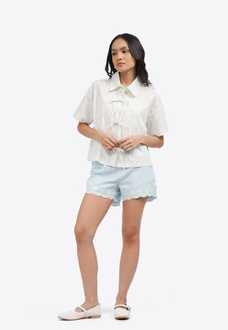 Quần Short Nữ Cạp Cao Thêu Hoa