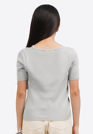 Áo Thun Dệt Kim Cổ Cắt Xẻ Cách Điệu