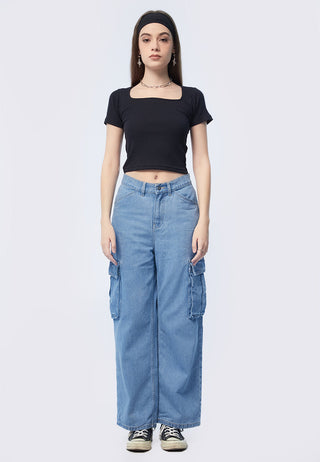 Áo Thun Croptop Cổ Vuông
