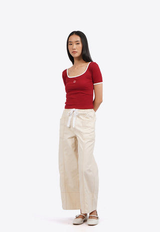 Áo Thun Cổ Vuông