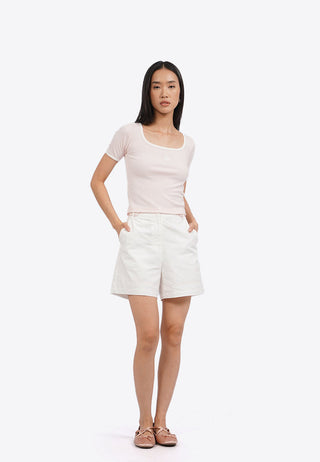 Áo Thun Cổ Vuông