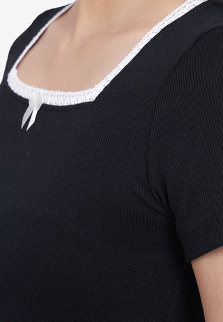 Áo Thun Croptop Cổ Vuông Phối Ren