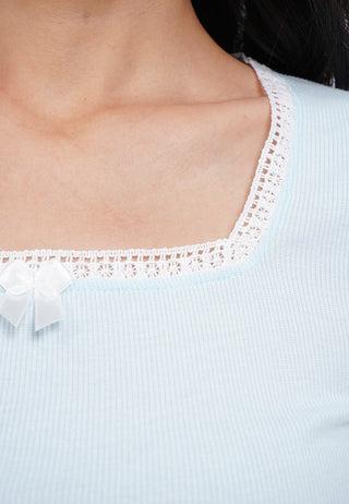 Áo Thun Croptop Cổ Vuông Phối Ren